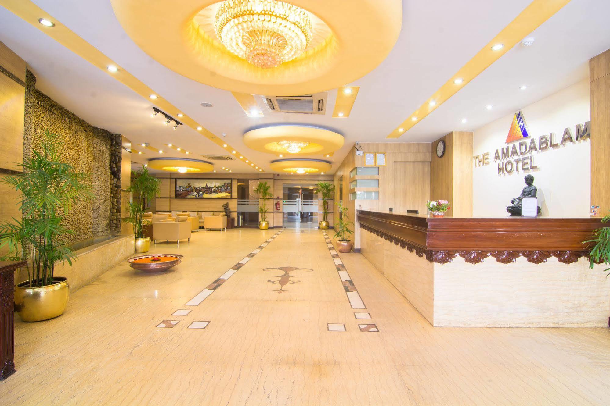 The Amadablam Hotel Katmandu Eksteriør bilde