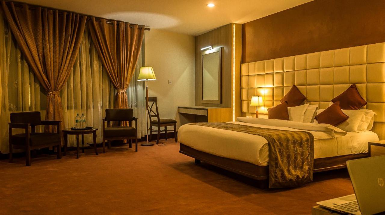 The Amadablam Hotel Katmandu Eksteriør bilde